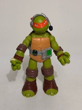 Teenage Mutant Ninja Turtles Talking Michelangelo Action Figure